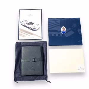 Maserati MC12 Pouch Set