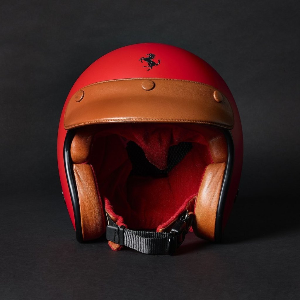 Ferrari 550 Barchetta Pininfarina Helmet